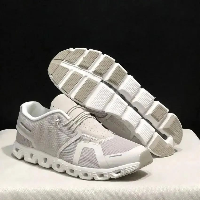 Comfortable walking on cloud runners