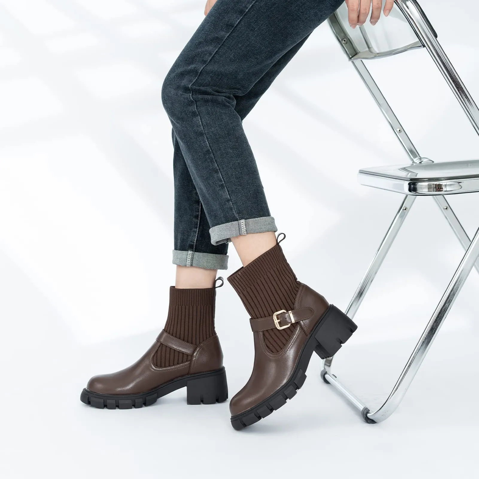 Round Toe Slip-On Platform Ribbed Knit Boots